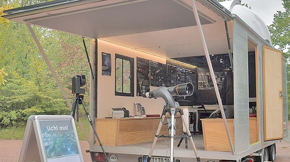 Das Tiny Observatorium ist eine mobile Sternenwarte. Derzeit steht sie erstmals auf Spiekeroog. Foto: LEB