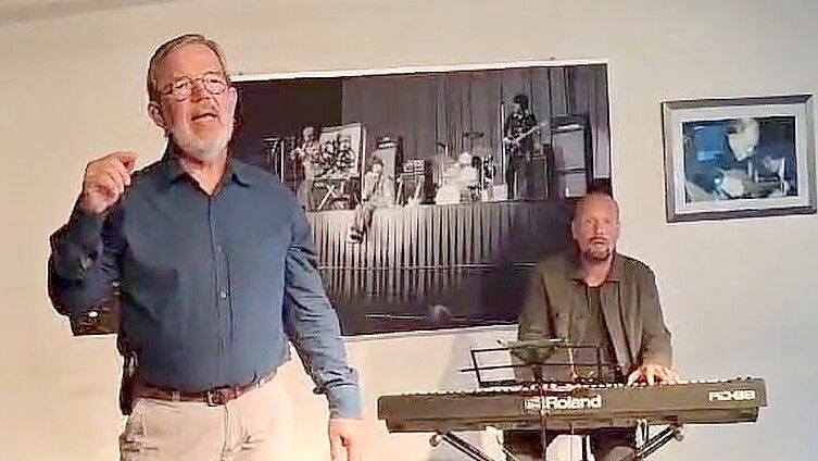 Heinrich Herlyn (links) und Patrick Pagendarm treten als Duo „Literatöne“ auf. Foto: Archiv/privat