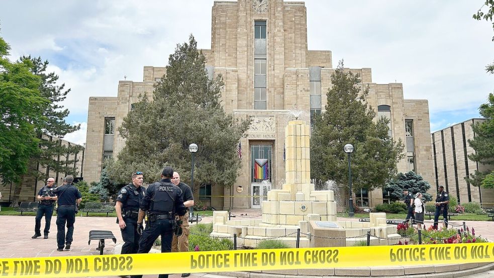 Die Zahl der Verletzten nach dem Angriff auf eine Gruppe von Demonstranten in Boulder ist weiter nach oben gegangen. Foto: Colorado Sun via ZUMA Press Wire/dpa
