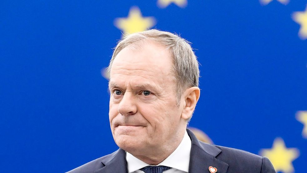 Polens Regierungschef Donald Tusk ist nach der Niederlage seines Kandidaten bei der Präsidentenwahl unter Druck. (Archivbild) Foto: Pascal Bastien/AP/dpa