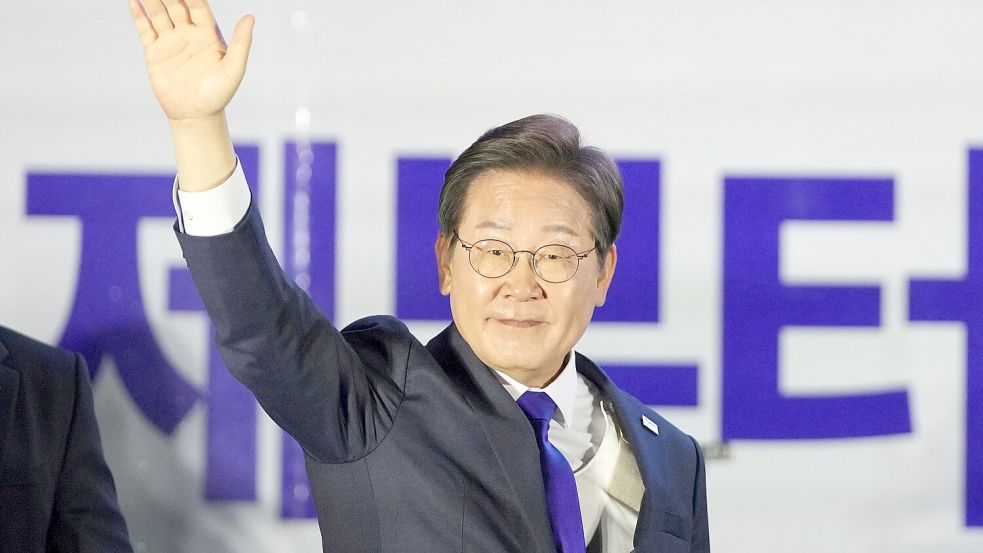 Die Südkoreaner haben nach einer mehrmonatigen Staatskrise über ein neues Staatsoberhaupt entschieden. Foto: Lee Jin-man/AP/dpa