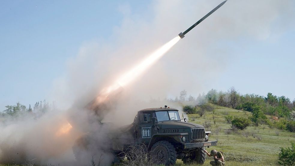 An der Front steht die Ukraine weiter stark unter Druck Foto: Andrii Marienko/AP/dpa