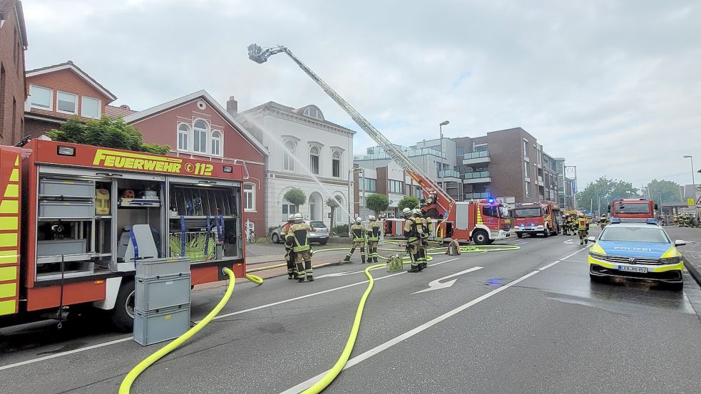 Die Mühlenstraße war am Freitag wegen des Einsatzes gesperrt. Foto: Bodo Wolters/Archiv