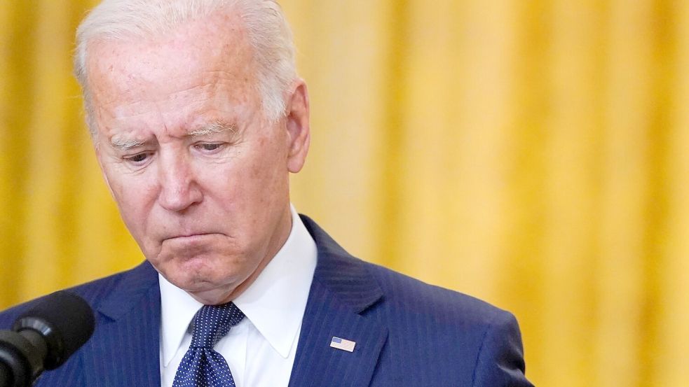Trumps Amtsvorgänger Joe Biden wird derzeit wegen einer Krebserkrankung behandelt. (Archivbild) Foto: Evan Vucci/AP/dpa