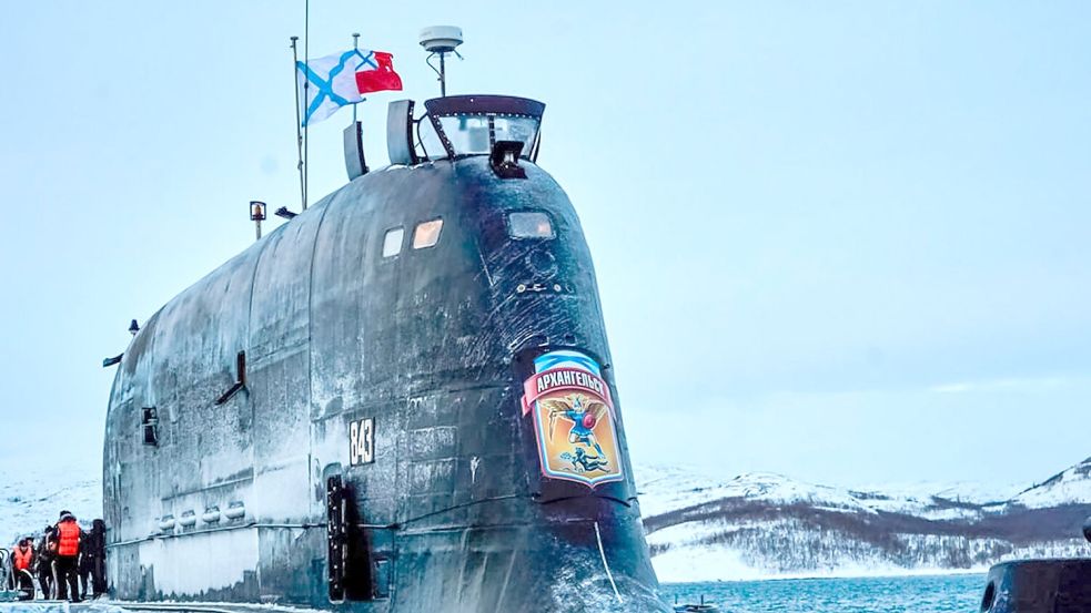 Pistorius zufolge müsste die U-Boot-Abwehr angesichts internationaler Bedrohungen verbessert werden. (Archivbild) Foto: Uncredited/Russian Defense Ministry Press Service/AP/dpa