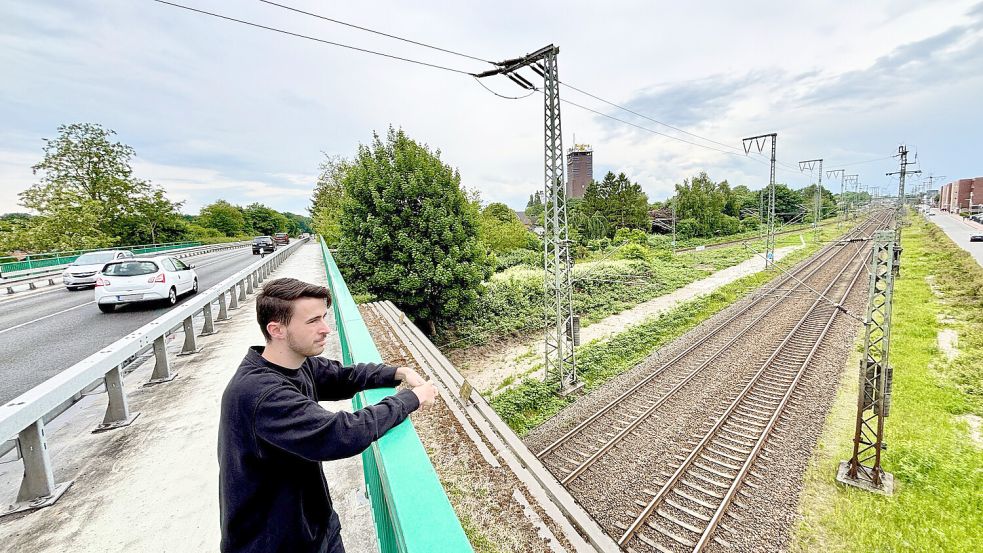 Die Bahngleise haben große Auswirkungen auf die Planungen für den Neubau der maroden Stadtring-Brücke. Foto: Klaus Ortgies