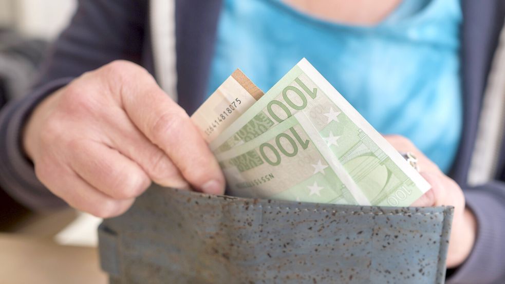 Eine neue Grafik macht sichtbar, wie stark sich das deutsche Rentensystem in Schieflage bewegt. Foto: IMAGO/Guido Schiefer