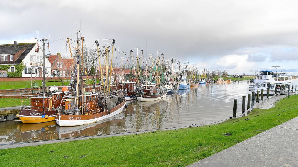 Idylle in Greetsiel: So kennen die meisten die Krummhörn heute. In den 1940er Jahren lebten hier, wie fast überall in Deutschland, Zwangsarbeiter und Kriegsgefangene. Foto: Heinz Wagenaar/Archiv