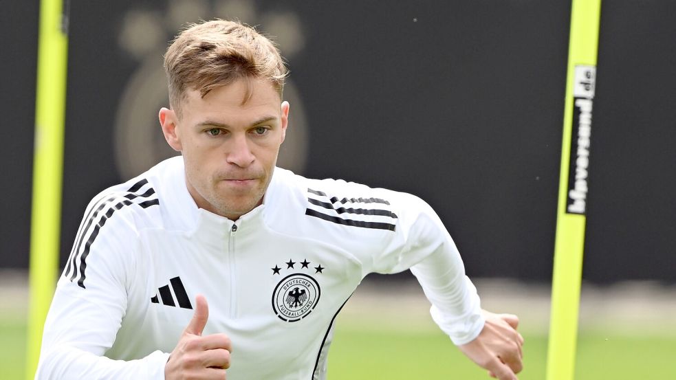 Voller Trainingseinsatz bei Kapitän Joshua Kimmich. Foto: Federico Gambarini/dpa