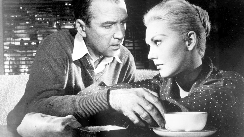 Kim Novak - hier im Hitchcock-Klassiker „Vertigo“ - erhält einen Goldenen Löwen für ihr Lebenswerk. (Archivfoto) Foto: picture alliance / dpa