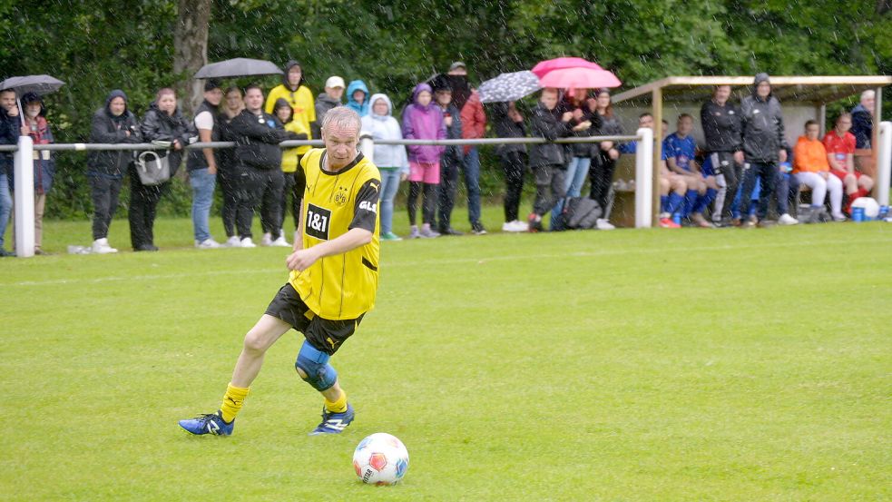 Detlef Kloppenburg durfte im BVB-Trikot auflaufen. Foto: Holger Weers