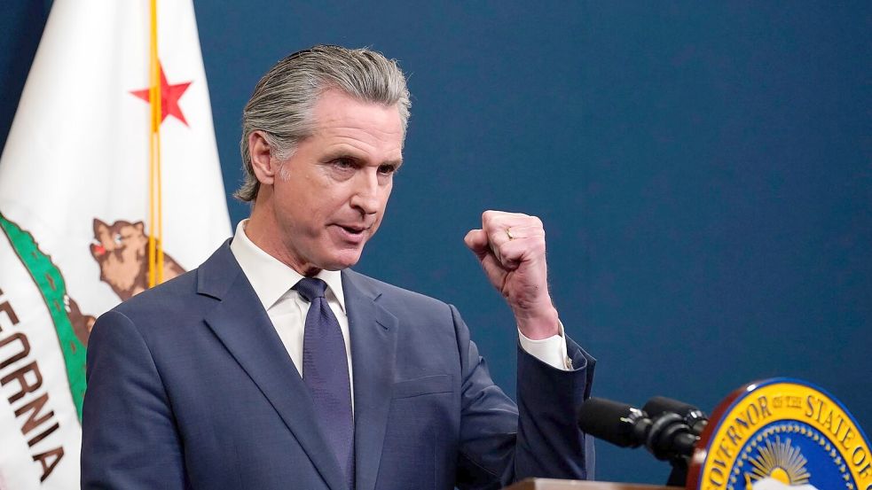Gegen den erklärten Willen von Gouverneur Newsom hat Trump am Wochenende seine Macht demonstriert und den Einsatz der Nationalgarde befohlen. Foto: Rich Pedroncelli/AP/dpa