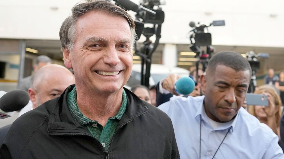 Dem ehemaligen Präsidenten von Brasilien, Jair Bolsonaro, wird von der Justiz unter anderem ein versuchter Staatsstreich vorgeworfen. (Archivbild) Foto: Eraldo Peres/AP/dpa