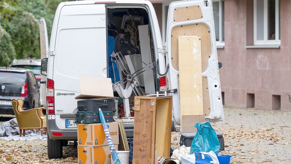 Statistiker haben ermittelt, wann junge Menschen aus dem Elternhaus ausziehen. (Symbolbild) Foto: Hendrik Schmidt/dpa