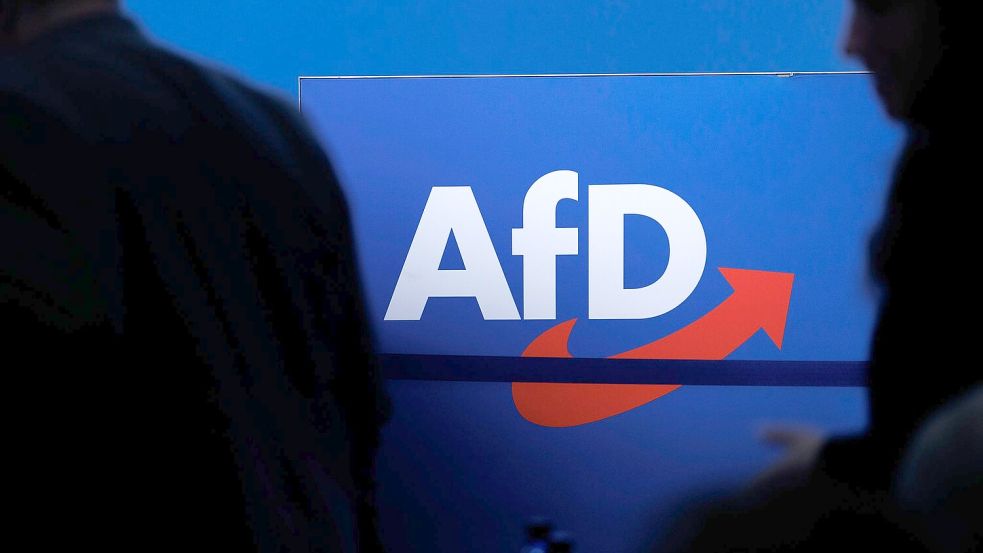 Die AfD setzt sich juristisch gegen die Einstufung als rechtsextremistische Bestrebung durch den Verfassungsschutz zur Wehr. (Symbolbild) Foto: Carsten Koall/dpa