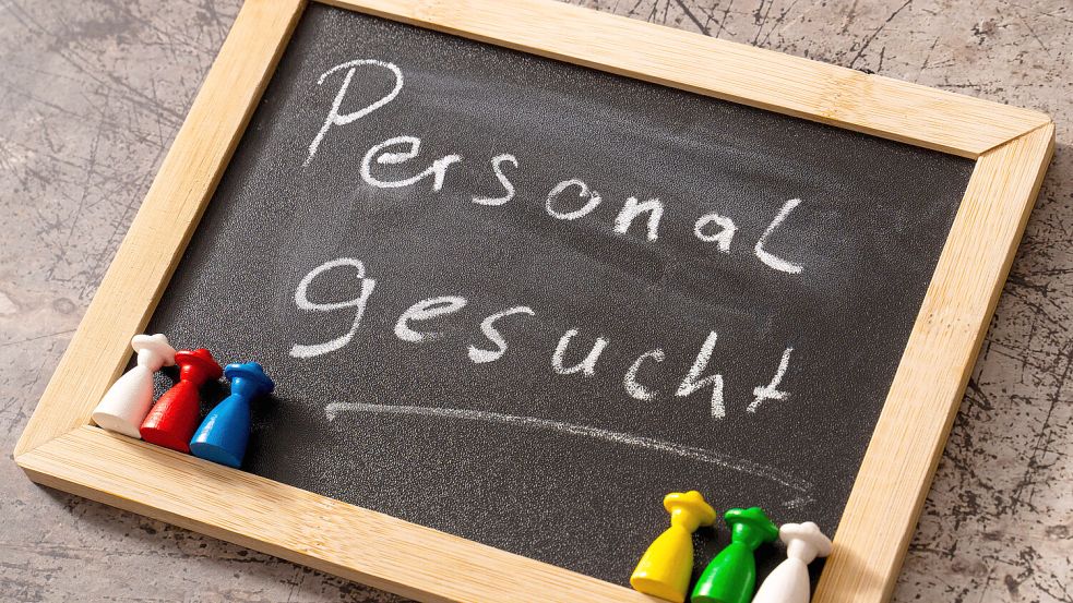 Viele Unternehmen in Niedersachsen setzen bei der Gewinnung von Fachkräften mittlerweile auch auf das Ausland. Die zentrale Ausländerbehörde zur Fachkräftegewinnung soll diesen Prozess vereinfachen. Foto: imago/Bihlmayerfotografie