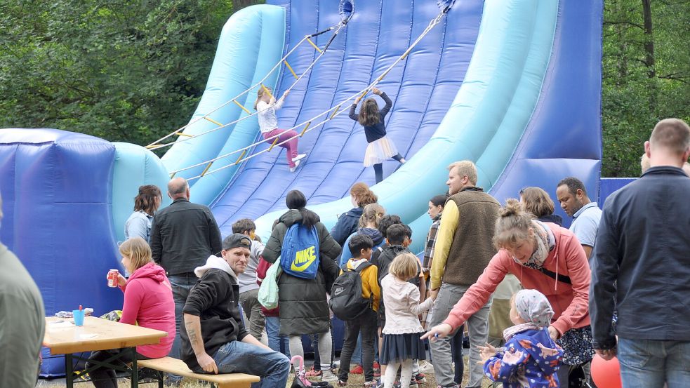 Zahlreiche Angebote für Kinder und Jugendliche gibt es wieder beim Fest im Julianenpark. Foto: Bodo Wolters/Archiv