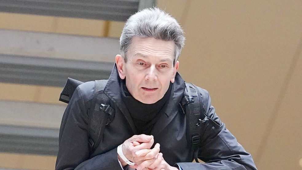 Der frühere SPD-Fraktionschef Rolf Mützenich ist einer der prominentesten Unterzeichner des Papiers. (Archivbild) Foto: Kay Nietfeld/dpa