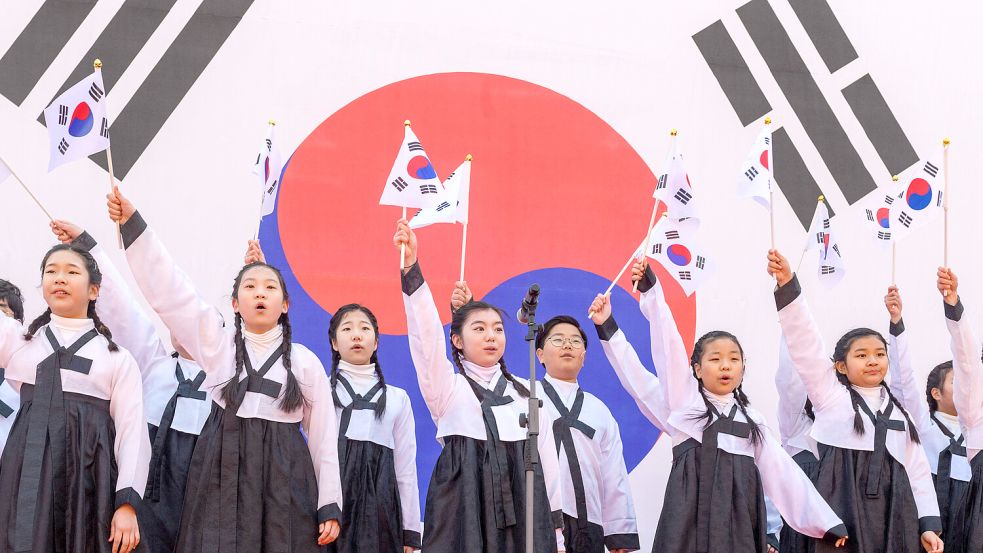 Immer mehr Firmen in Südkorea probieren, mit Geld gegen den Geburtenrückgang vorzugehen. Foto: IMAGO/SOPA Images/KimxJae-Hwan