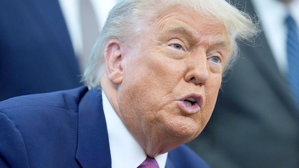 Der US-Präsident deutet einen Kurswechsel in seiner Migrationspolitik an. (Archivbild) Foto: Evan Vucci/AP/dpa