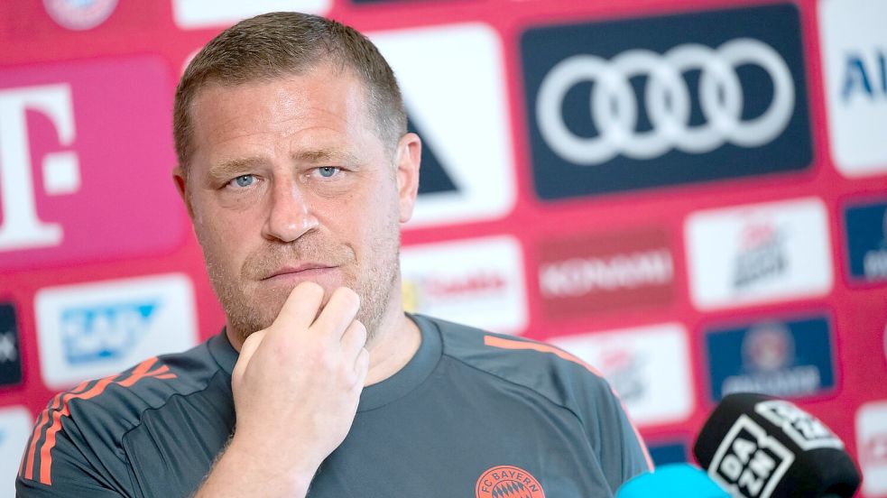 Sportvorstand Max Eberl äußert sich im Teamhotel des FC Bayern in Orlando zu Leroy Sané. Foto: Sven Hoppe/dpa