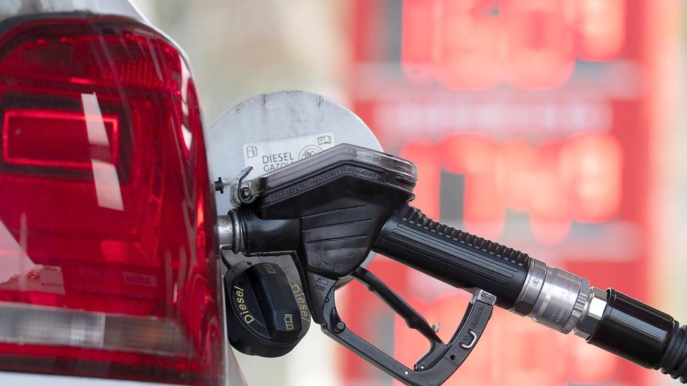 Energieprodukte teils deutlich günstiger als ein Jahr zuvor Foto: Sebastian Kahnert/dpa