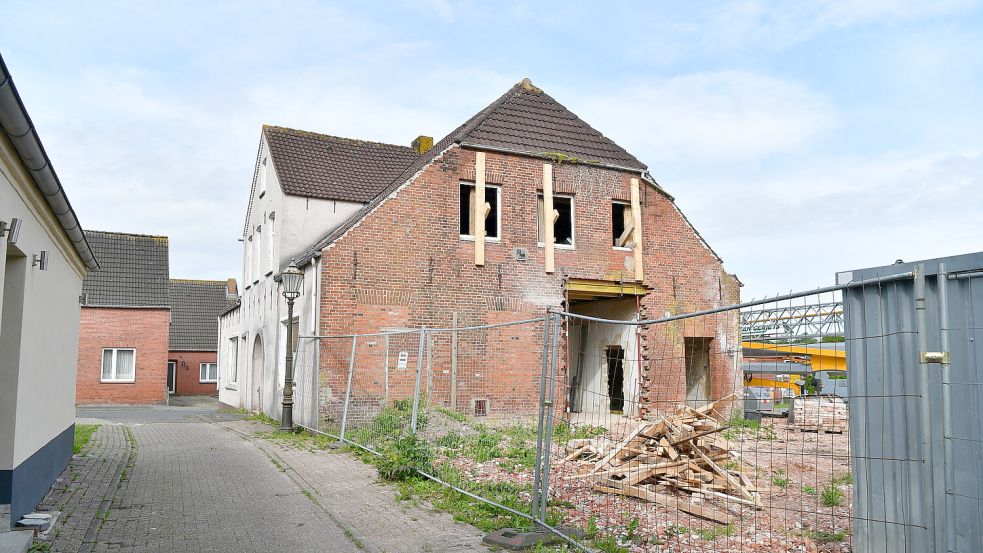 Das historische Mauerwerk des alten Schlachthofes soll im Zuge der Sanierungsarbeiten erhalten bleiben. Foto: Heinz Wagenaar