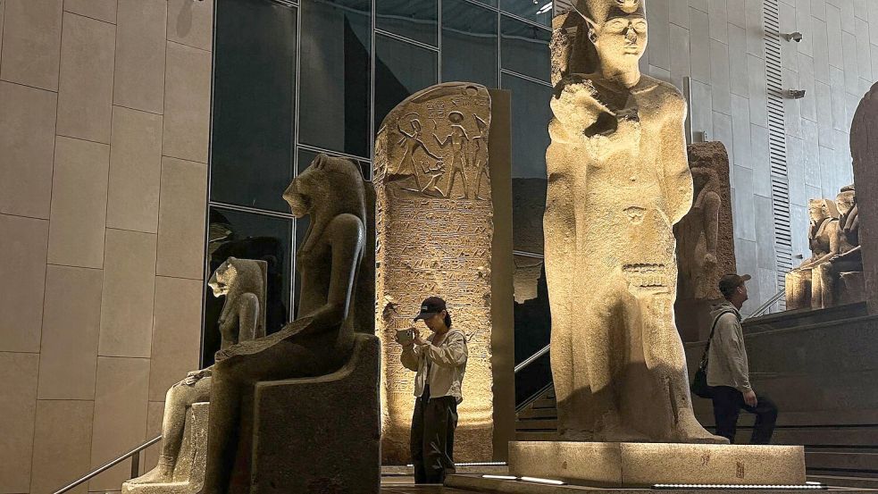 Das Große Ägyptische Museum ist schon im Probebetrieb, doch die große offizielle Eröffnung steht noch aus. (Archivbild) Foto: Gehad Hamdy/dpa