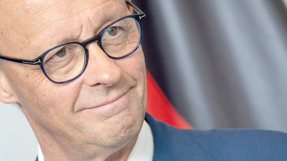 Friedrich Merz, bisher vor allem Außenkanzler, hat sich auf der Weltbühne platziert. Doch jetzt fahren im Teile der SPD in die Parade. Oder wird das Manifest überbewertet? Foto: IMAGO/Chris Emil Janssen