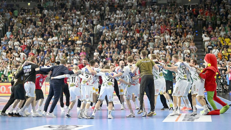 Der SC Magdeburg hat zum dritten Mal die Champions League gewonnen. Foto: Marius Becker/dpa