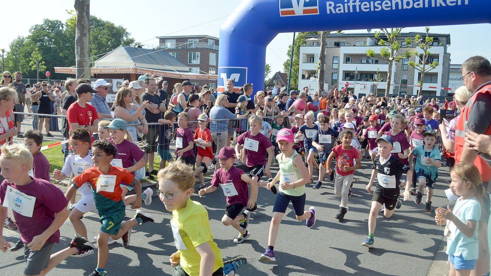 Auf die Plätze, fertig, los: Die Kinder hatten großen Spaß am Freitag. Foto: Weers