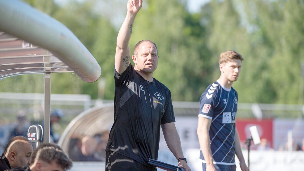 Frank Löning sieht seine Zukunft auch weiterhin im Fußball-Profibereich. Foto: Imago/Nordphoto