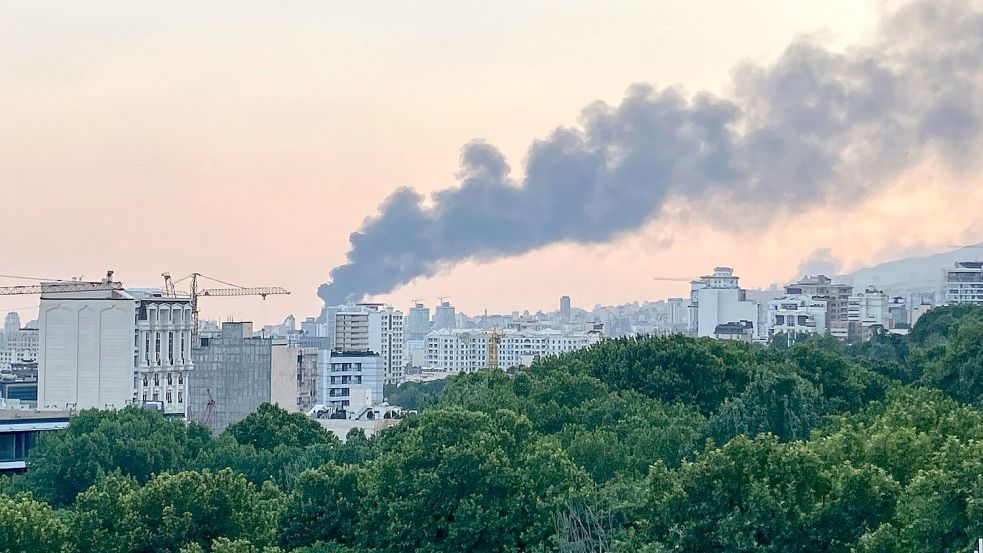 Vor seinem Angriff in Teheran warnte das israelische Militär die Bewohner des betroffenen Bezirks der iranischen Hauptstadt. (Archivbild) Foto: -/AP/dpa