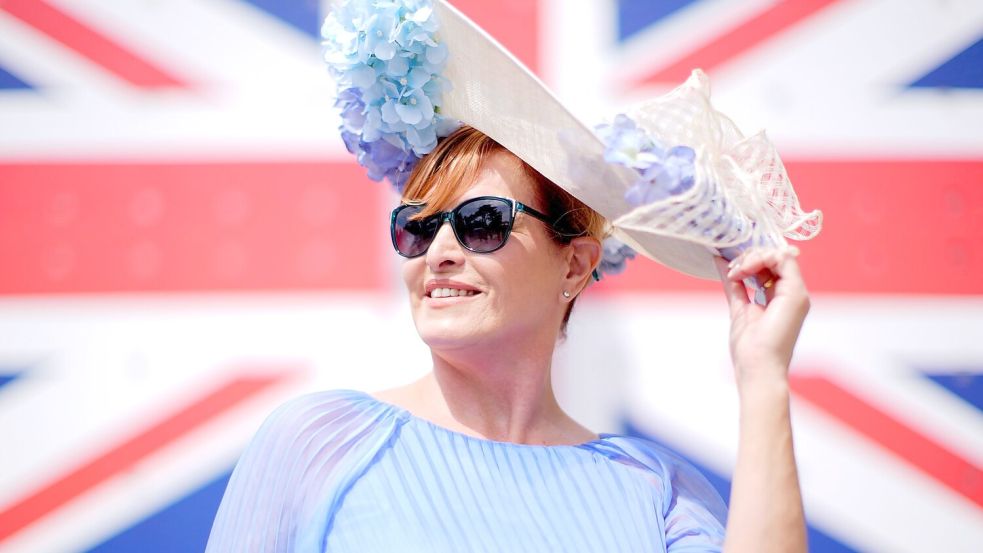 Sehen und gesehen werden in Ascot. Foto: James Manning/PA Wire/dpa