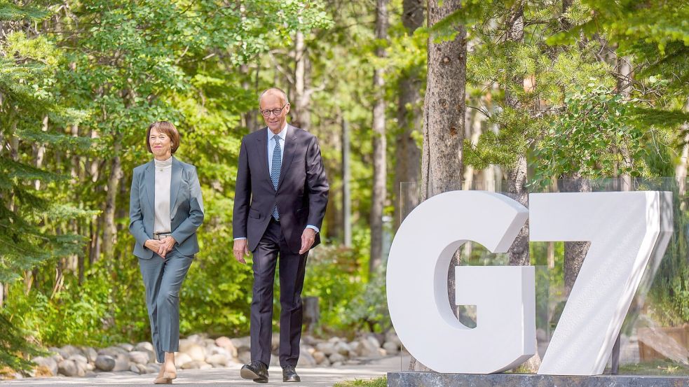 Aussagen von Bundeskanzler Friedrich Merz zu Israel und Iran am Rande des G7-Gipfels sorgen bei einigen in Deutschland für Befremden. (Archivbild) Foto: Michael Kappeler/dpa-Pool/dpa