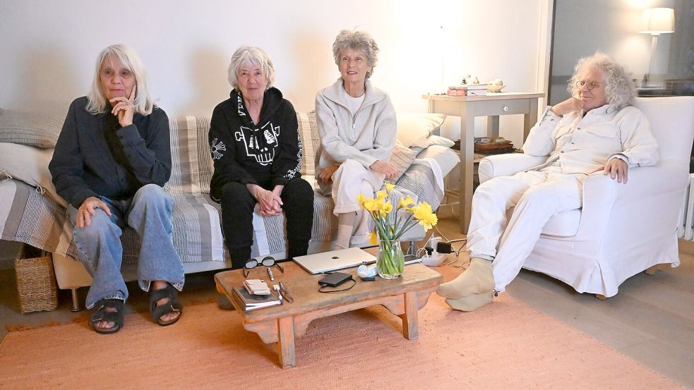 Langhans lebt in lockerer Gemeinschaft mit drei Frauen. (Archivbild) Foto: Felix Hörhager/dpa