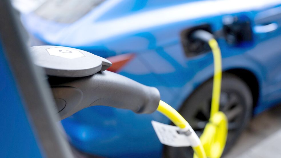 Wer ab Mitte 2025 ein E-Auto kauft, soll von Steueranreizen profitieren. Foto: dpa/Sven Hoppe