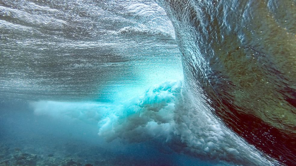 Der Ozean wird immer dunkler – das könnte längerfristige Folgen haben. Foto: IMAGO/Westend61