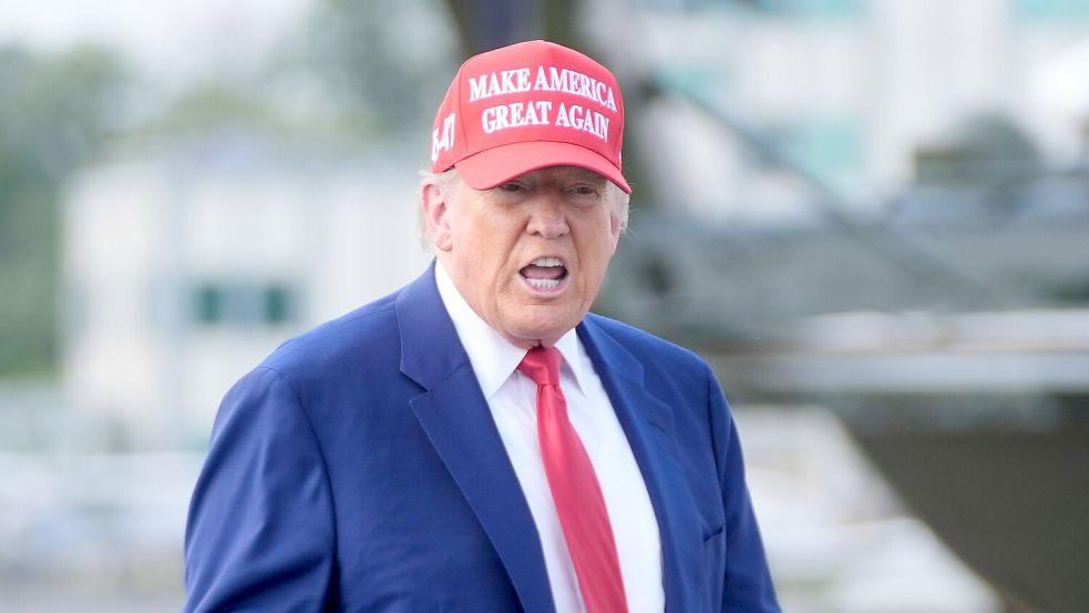 Tagelang wollte Trump sich mit Blick auf eine militärische Intervention der USA im Iran nicht festlegen. Foto: Manuel Balce Ceneta/AP/dpa