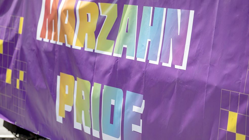 Die „Marzahn Pride“ fand zum sechsten Mal statt. Foto: Fabian Sommer/dpa