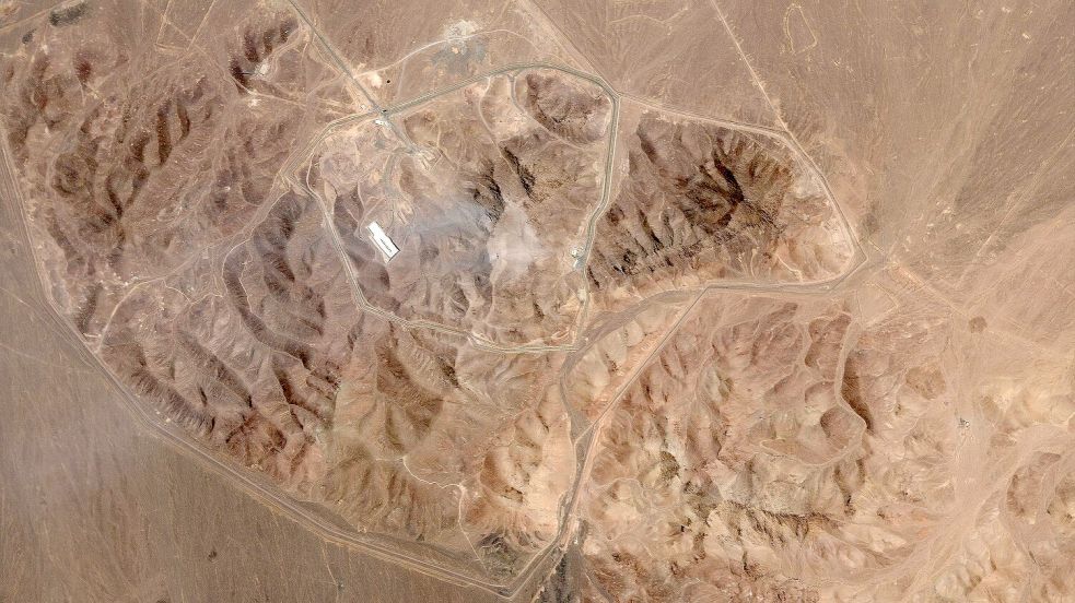 Die USA haben unter anderem die gut befestigte unterirdische Uran-Anreicherungslage Fordo angegriffen. Foto: Planet Labs PBC/Planet Labs PBC via AP/dpa