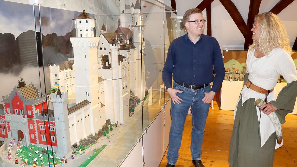Burgen in jede Art und Weise gibt es zu sehen. Auch Schloss Neuschwanstein ist in Lego verewigt worden.