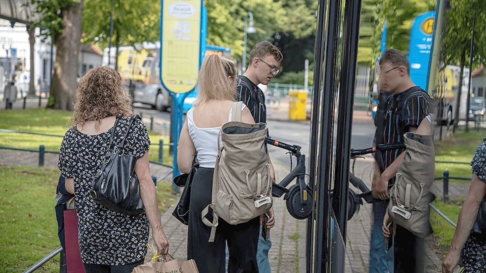 Mit öffentlichen Verkehrsmitteln ist man schnell am Ziel. Foto: VEJ