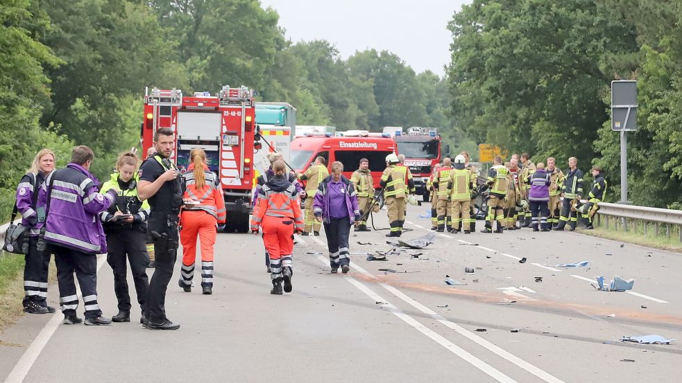 Bei einem tragischen Verkehrsunfall ist am Dienstagnachmittag ein 50 Jahre alter Leeraner ums Leben gekommen. Foto: Hans Passmann