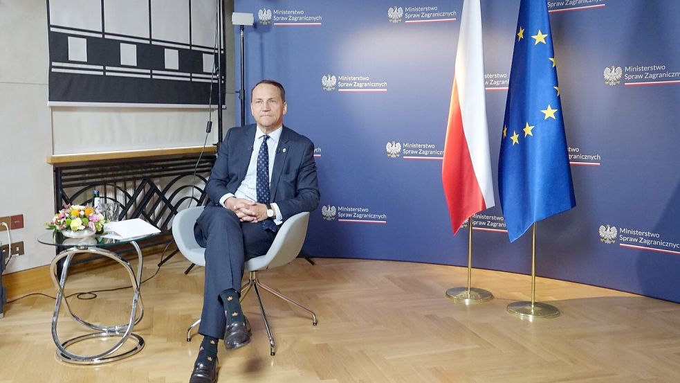 Der polnische Außenminister Sikorski ist besorgt wegen russischer Raketen in Kaliningrad. Foto: Friedemann Kohler/dpa