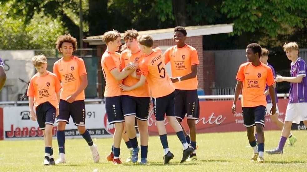 Die Leeraner C-Junioren hatten diese Saison schon viel Grund zum Jubeln. Folgt nun die Krönung? Foto: Verein