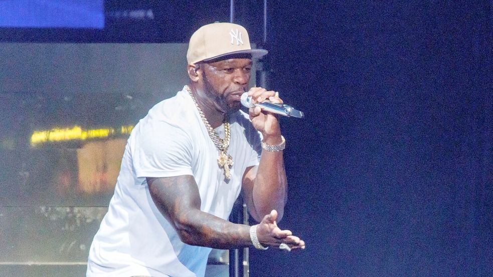Rapper 50 Cent (Curtis Jackson) ist neben Jason Momoa in „Street Fighter“ zu sehen. (Archivbild) Foto: Markus Scholz/dpa