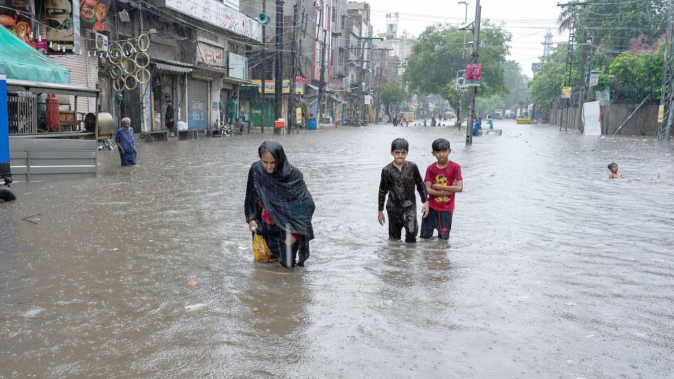 Der Monsun bringt in Pakistan starke Regenfälle mit sich. Foto: K.M. Chaudary/AP/dpa