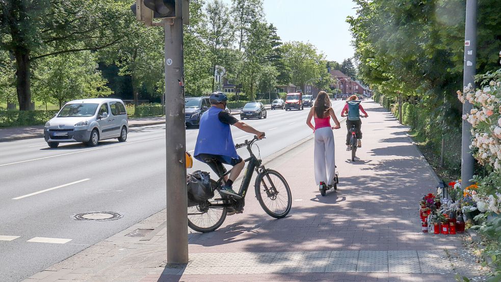 Die Einrichtung einer Tempo-30-Zone an der Von-Jehring-Straße in Aurich erhitzt derzeit die Gemüter. Die Verwaltung lässt einen entsprechenden Ratsbeschluss nun prüfen. Foto: Romuald Banik