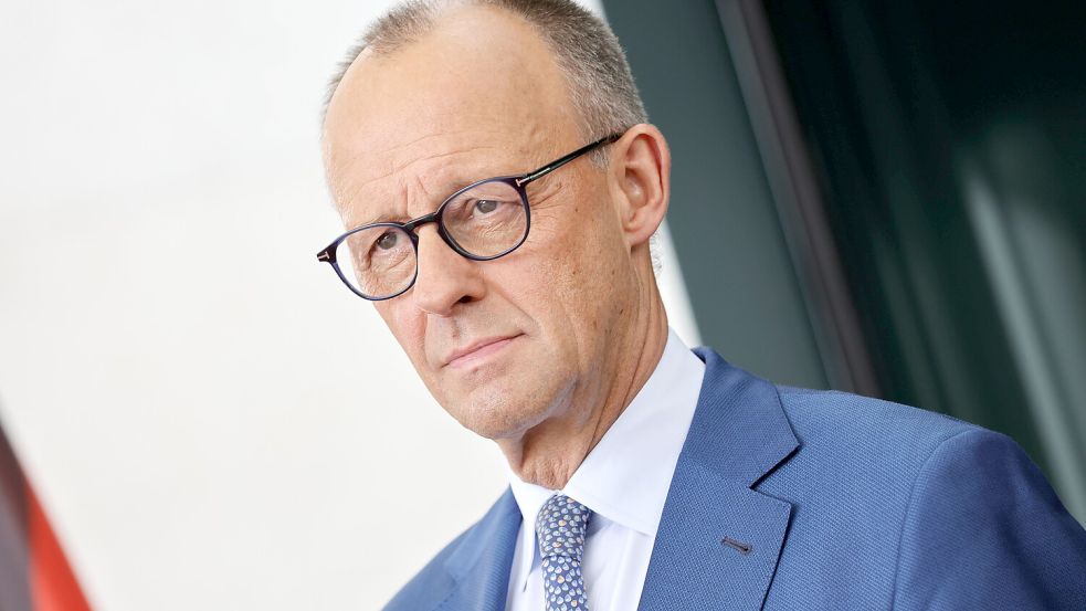 Die Koalition um Friedrich Merz bekommt ihren ersten Dämpfer: Viele werfen der Regierung wegen ihren Plänen zur Stromsteuersenkung Wortbruch vor. Foto: IMAGO/Metodi Popow